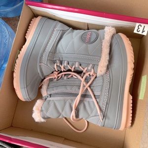 Girls boot size 13